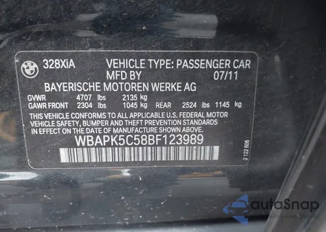 2011 BMW 328I xDrive z USA, uszkodzony, nr VIN WBAPK5C58BF123989